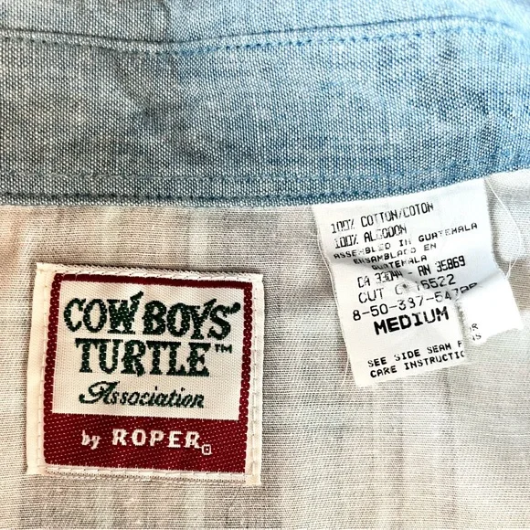 Women’s Vintage Nineties Light Blue Southwest Print Long Sleeve Western Shirt - Picture 9 of 10